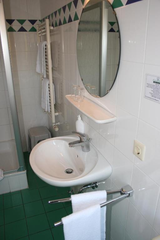Akzent Hotel Hubertus ميله الغرفة الصورة